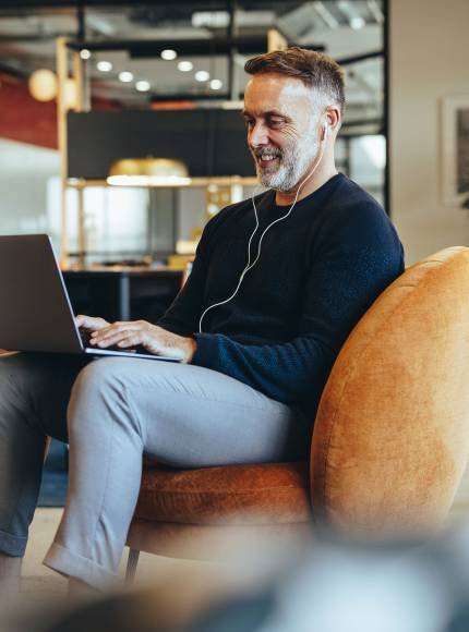 home-1-image3-copyright-qeojh5cdbt1ixnw3x0if45jbs0wc3izv3aw6g0kpig